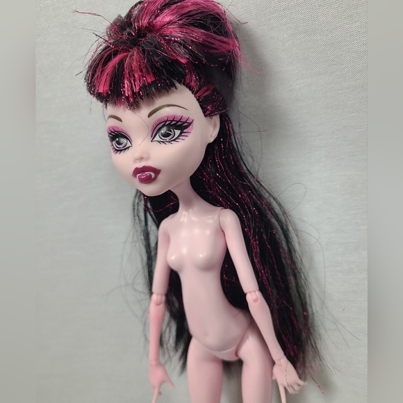 Monster High Sweet 1600 Draculaura Doll Mattel - Picture 2 of 6